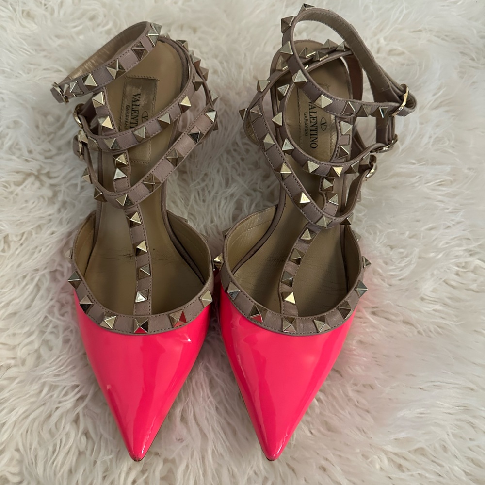 Valentino Rockstud Accents Patent Leather Pumps